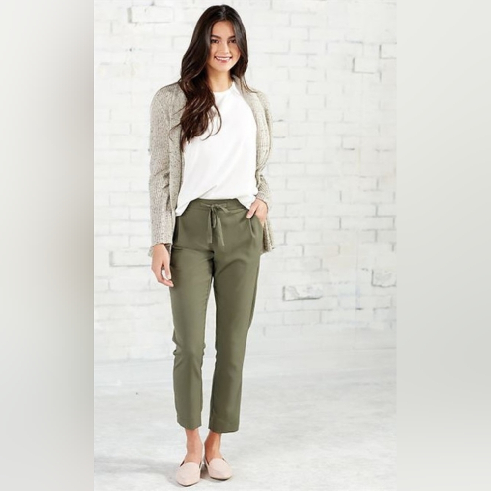 Mudpie Women's Chandler Crepe Pants in Olive Size X-Small